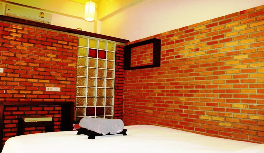 Smile House Guesthouse شيانغ ماي المظهر الخارجي الصورة