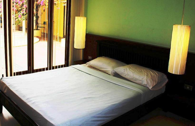 Smile House Guesthouse شيانغ ماي الغرفة الصورة