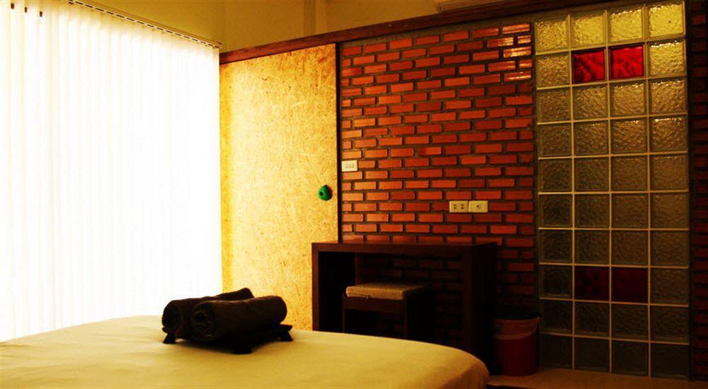 Smile House Guesthouse شيانغ ماي المظهر الخارجي الصورة