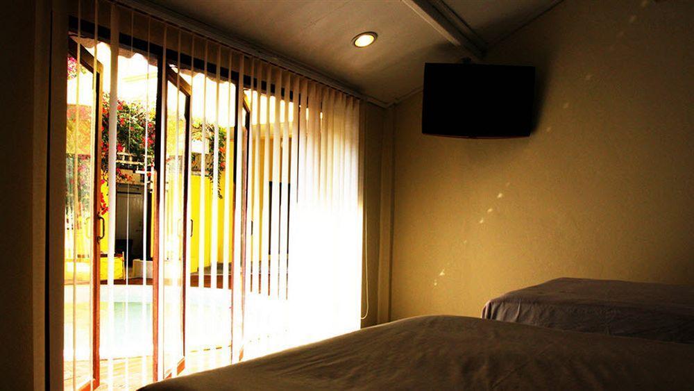 Smile House Guesthouse شيانغ ماي المظهر الخارجي الصورة
