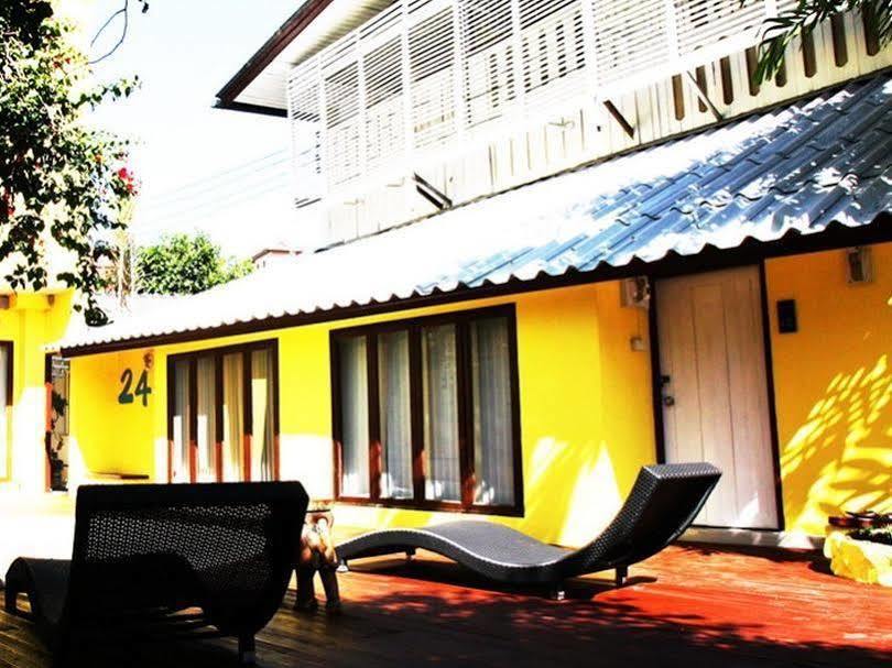 Smile House Guesthouse شيانغ ماي المظهر الخارجي الصورة