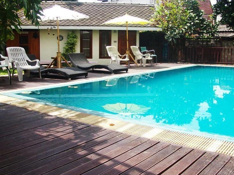 Smile House Guesthouse شيانغ ماي المظهر الخارجي الصورة