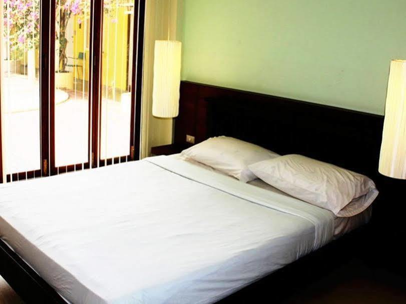 Smile House Guesthouse شيانغ ماي المظهر الخارجي الصورة