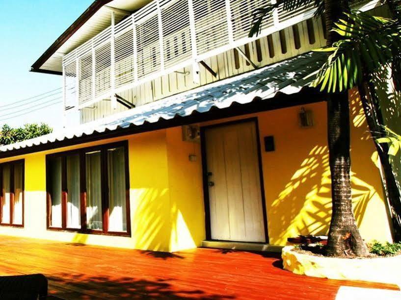 Smile House Guesthouse شيانغ ماي المظهر الخارجي الصورة